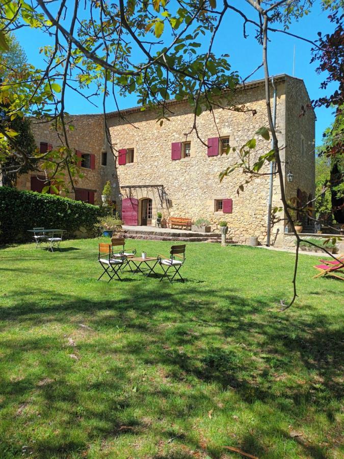 Le Vieux Moulin De Jouques Bed & Breakfast ภายนอก รูปภาพ