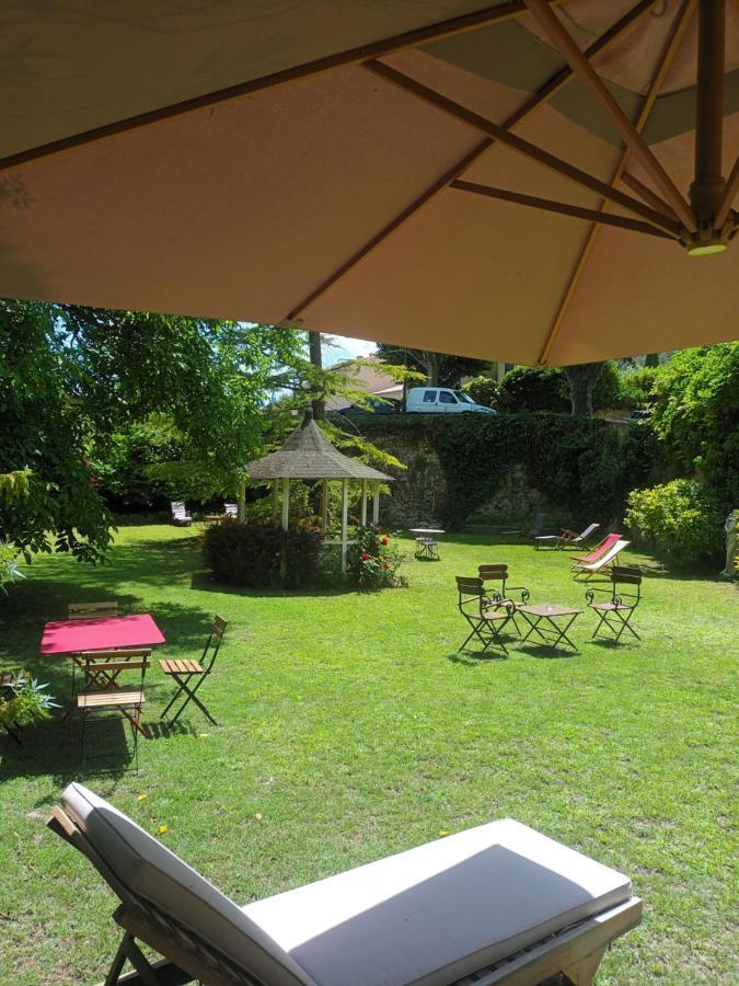 Le Vieux Moulin De Jouques Bed & Breakfast ภายนอก รูปภาพ