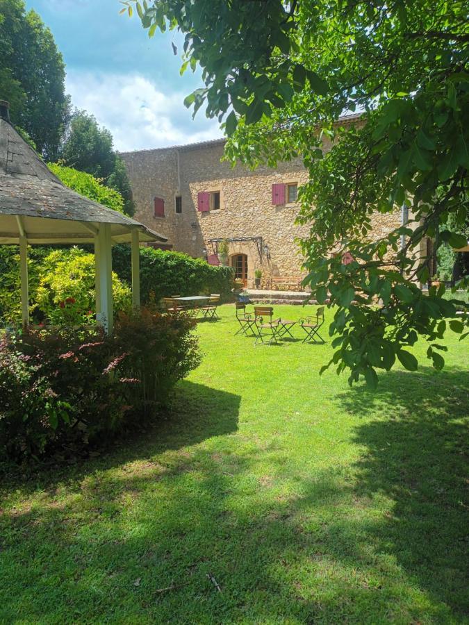 Le Vieux Moulin De Jouques Bed & Breakfast ภายนอก รูปภาพ