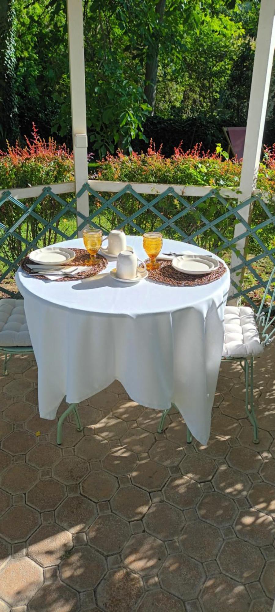 Le Vieux Moulin De Jouques Bed & Breakfast ภายนอก รูปภาพ