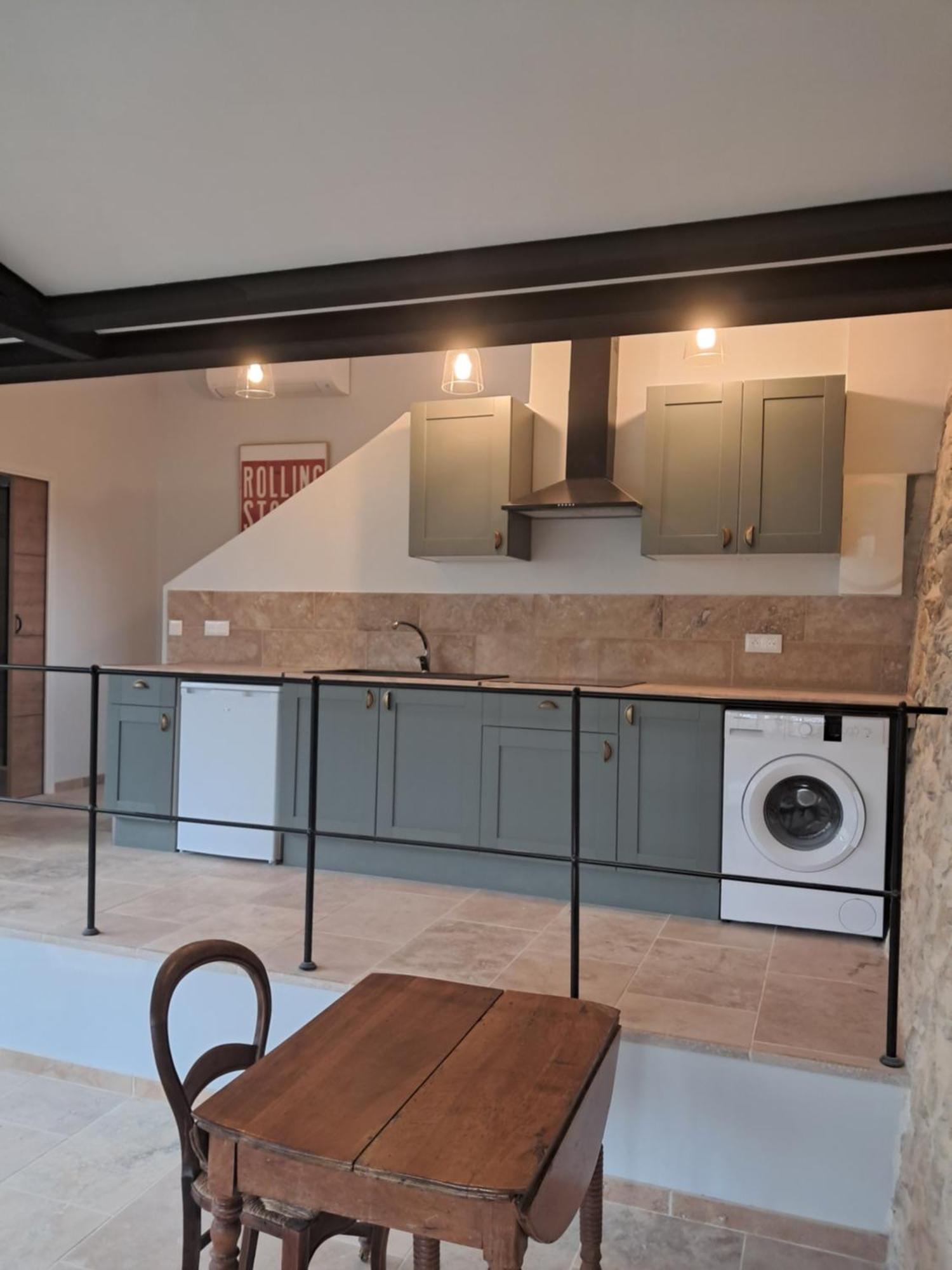 Le Vieux Moulin De Jouques Bed & Breakfast ภายนอก รูปภาพ