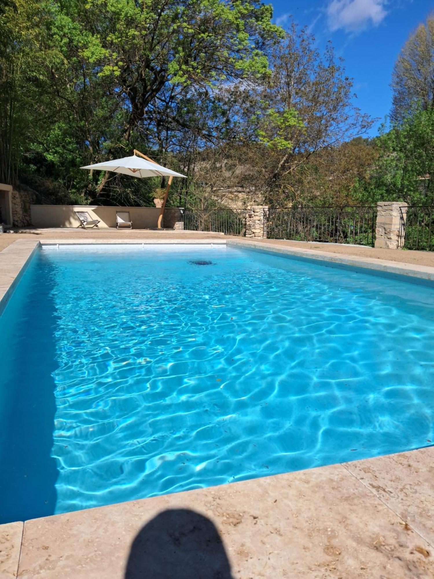 Le Vieux Moulin De Jouques Bed & Breakfast ภายนอก รูปภาพ